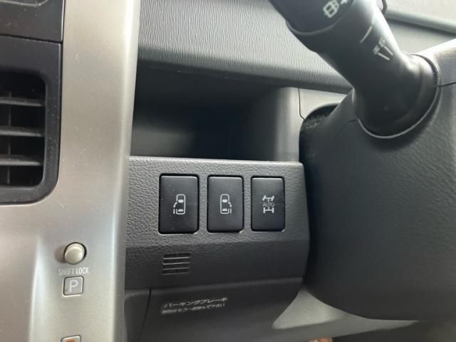 TOYOTA VOXY 4WD 2007 Image 31