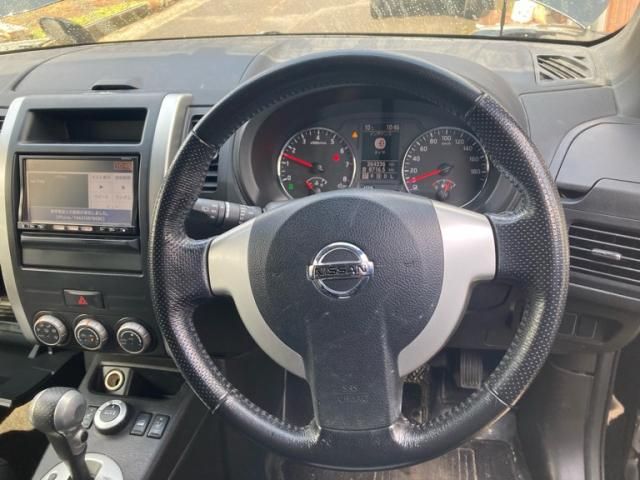 NISSAN X-TRAIL 4WD 2012 Image 31