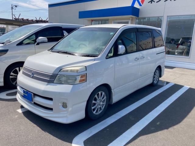 TOYOTA VOXY 2005 Image 31