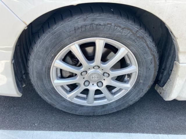 TOYOTA VOXY 2005 Image 31