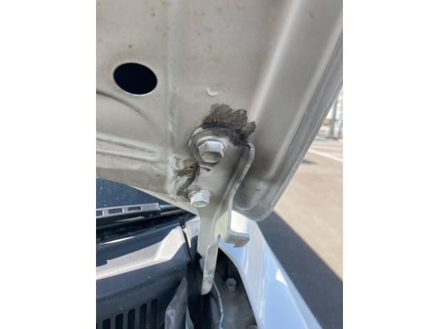 TOYOTA VOXY 2005 Image 31