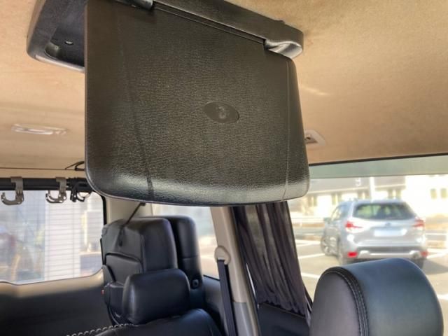 TOYOTA VOXY 2005 Image 31