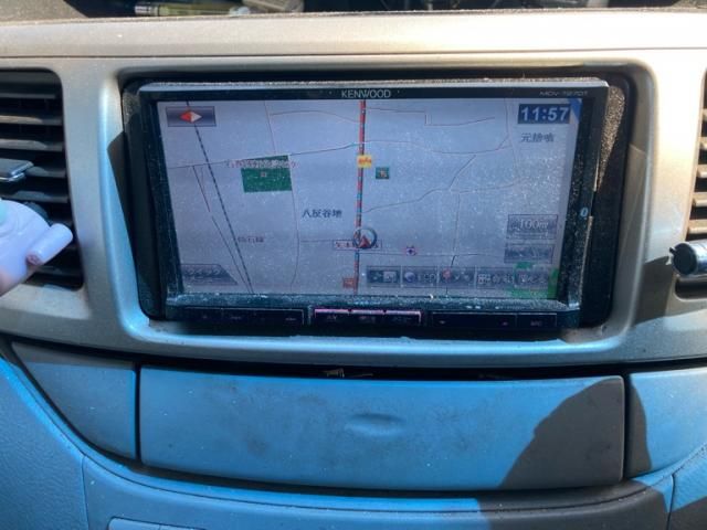 TOYOTA VOXY 2005 Image 31