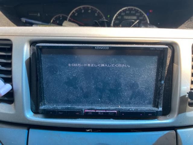 TOYOTA VOXY 2005 Image 31