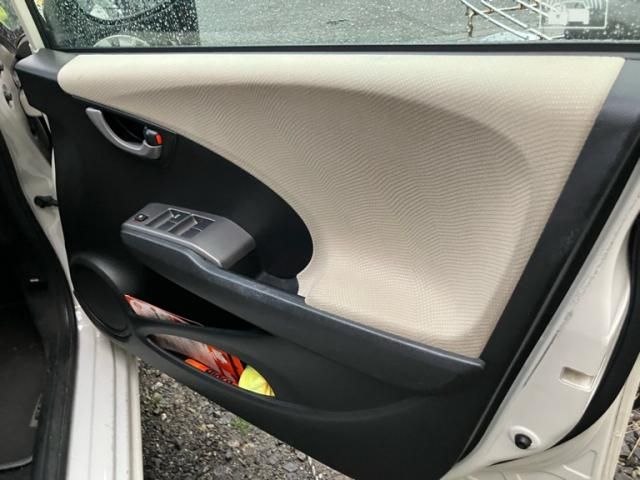 HONDA FIT 2010 Image 31