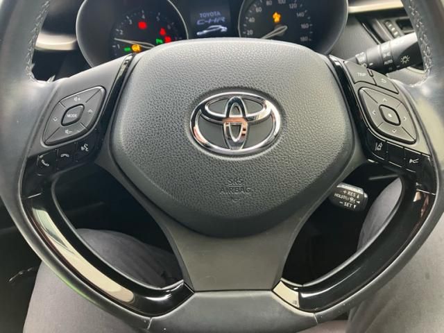 TOYOTA C-HR 4WD 2017 Image 31