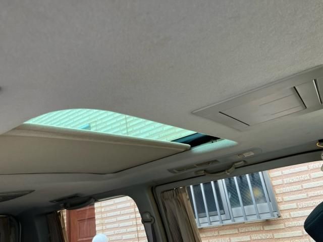 NISSAN ELGRAND 2004 Image 31