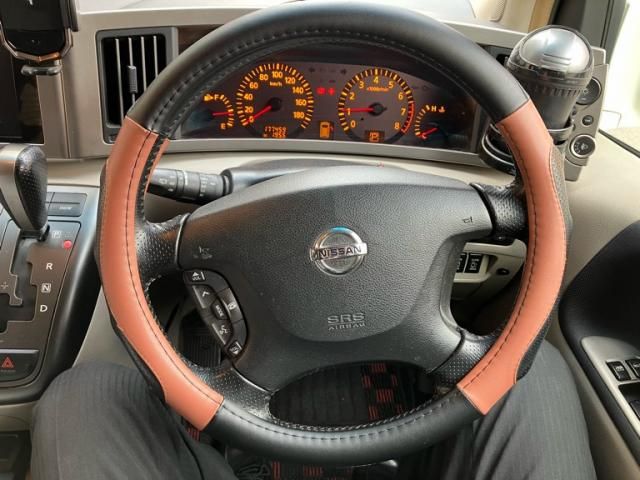 NISSAN ELGRAND 2004 Image 31