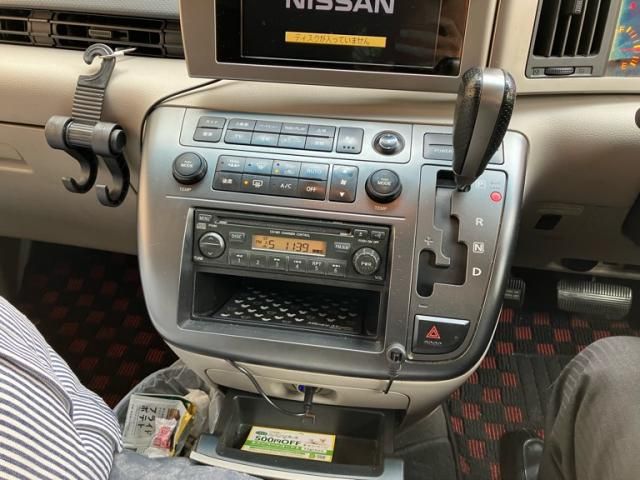 NISSAN ELGRAND 2004 Image 31
