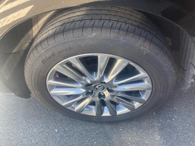 TOYOTA HARRIER 2WD 2017 Image 31