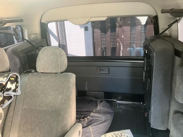 TOYOTA HIACE WAGON 4WD 2021 Image 31