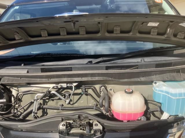 TOYOTA HIACE WAGON 4WD 2021 Image 31