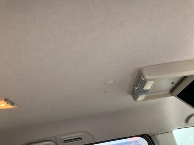 HONDA STEPWAGON SPADA 2010 Image 31