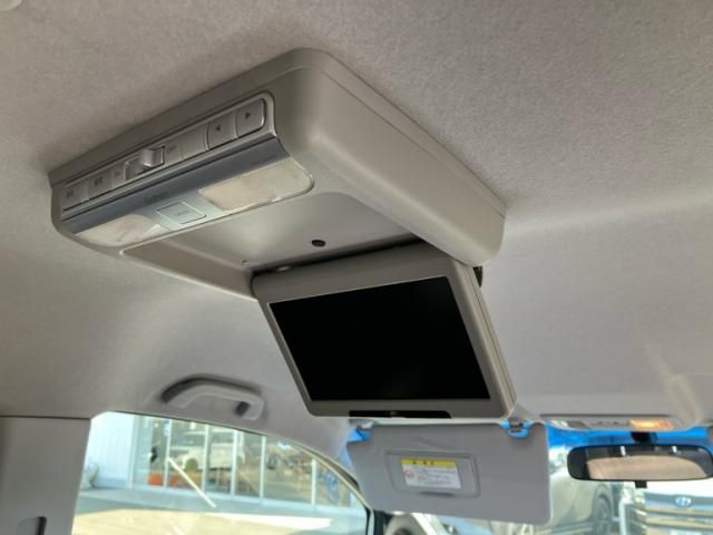 HONDA STEPWAGON SPADA 2010 Image 31