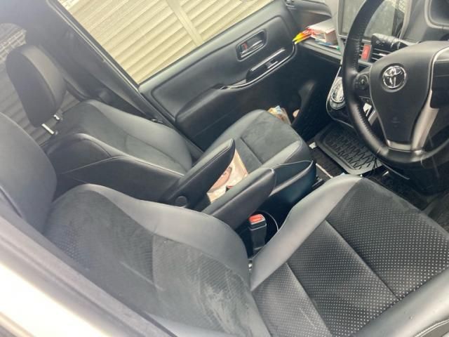 TOYOTA VOXY 2021 Image 31