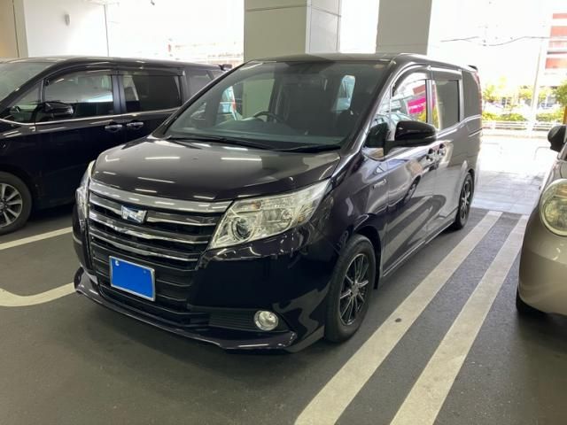 TOYOTA NOAH HYBRID 2015 Image 31