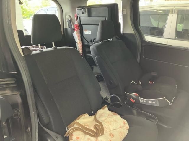 TOYOTA NOAH HYBRID 2015 Image 31