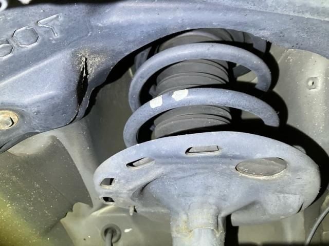 TOYOTA NOAH HYBRID 2015 Image 31