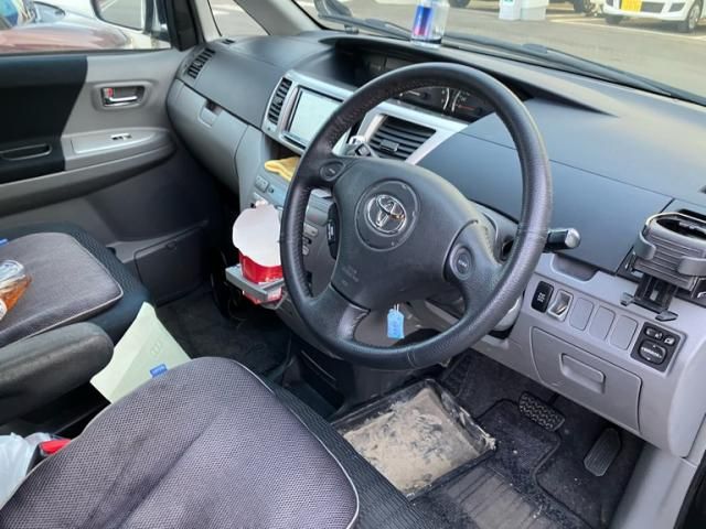 TOYOTA VOXY 4WD 2006 Image 31