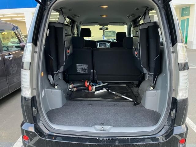 TOYOTA VOXY 4WD 2006 Image 31