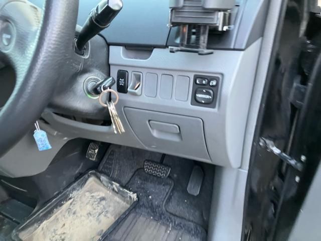 TOYOTA VOXY 4WD 2006 Image 31