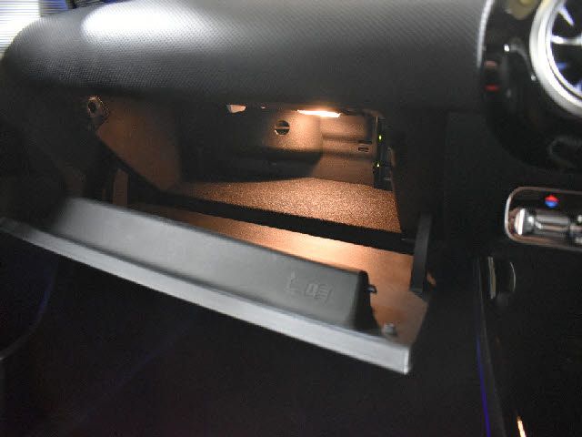 MERCEDES BENZ A CLAS 2019 Image 31