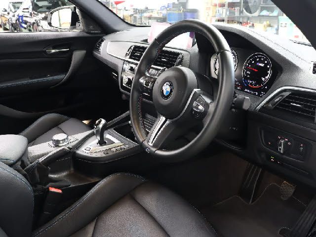 BMW M2 COUPE 2019 Image 31