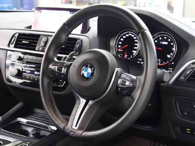 BMW M2 COUPE 2019 Image 31