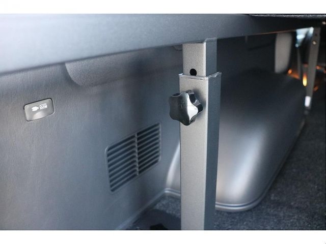 TOYOTA HIACE VAN 4WD 2026 Image 31