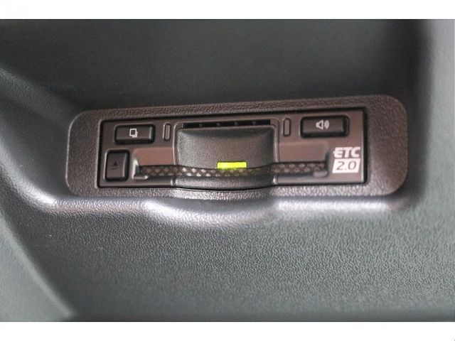 TOYOTA HIACE VAN 4WD 2026 Image 31