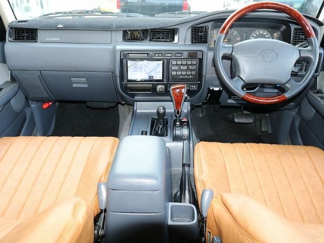 TOYOTA LANDCRUISER WAGON 1997 Image 31