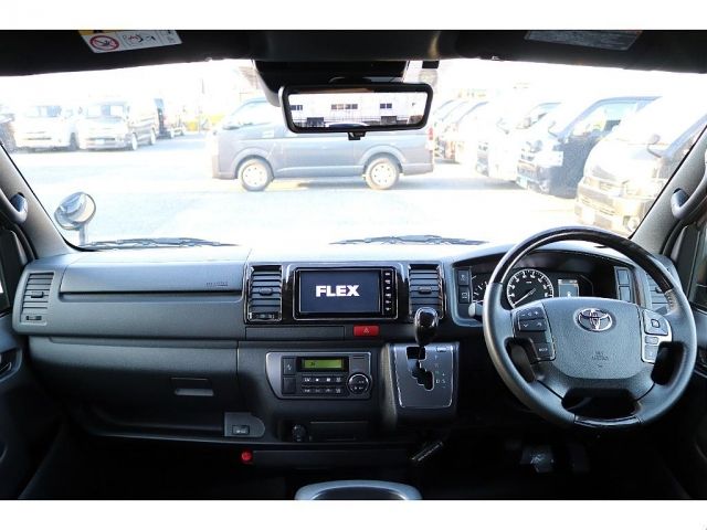 TOYOTA HIACE VAN 2WD 2021 Image 31