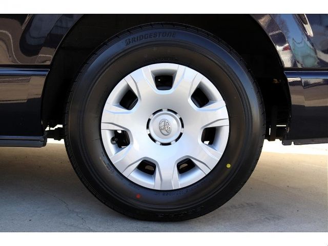 TOYOTA HIACE VAN 2WD 2021 Image 31