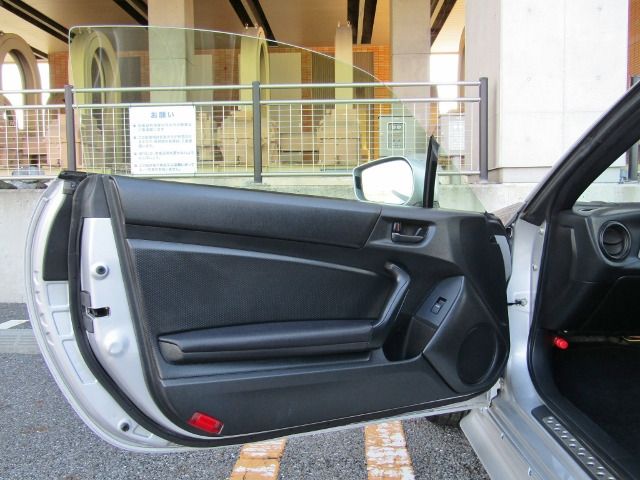 TOYOTA 86 2012 Image 31