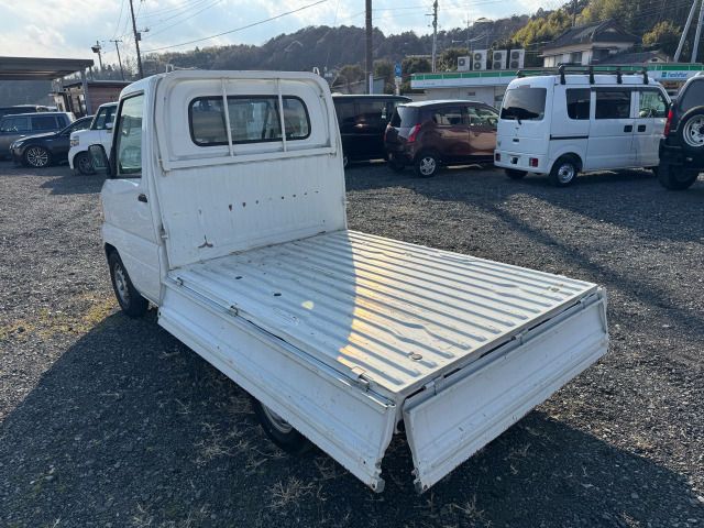 NISSAN CLIPPER TRUCK 2004 Image 31