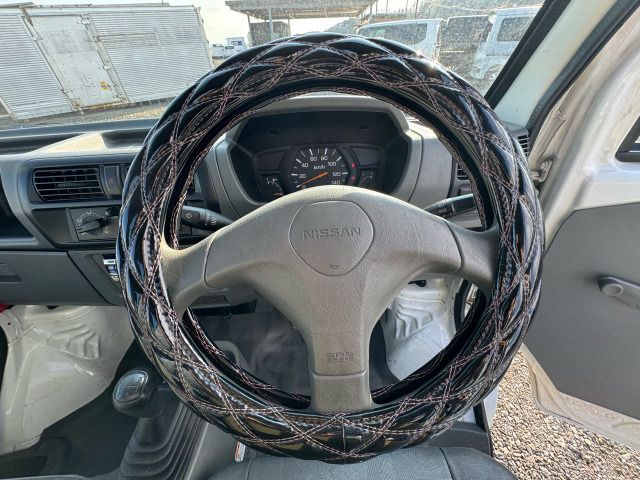 NISSAN CLIPPER TRUCK 2004 Image 31