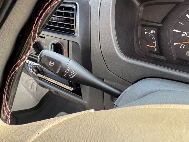 NISSAN CLIPPER TRUCK 2004 Image 31