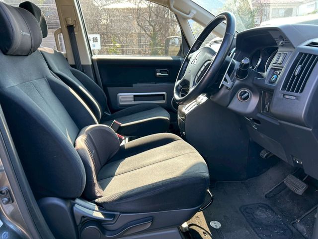 MITSUBISHI DELICA D:5 4WD 2017 Image 31