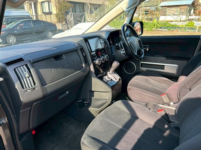 MITSUBISHI DELICA D:5 4WD 2017 Image 31