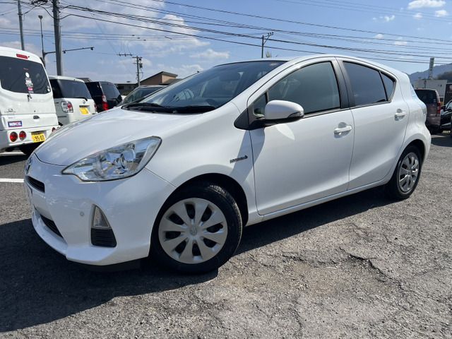 TOYOTA AQUA 2014 Image 31