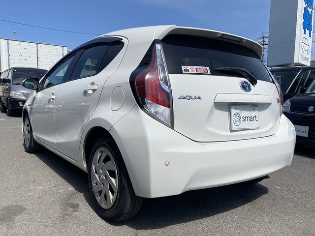 TOYOTA AQUA 2015 Image 31