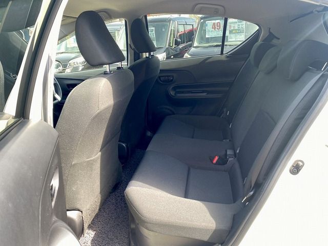 TOYOTA AQUA 2015 Image 31