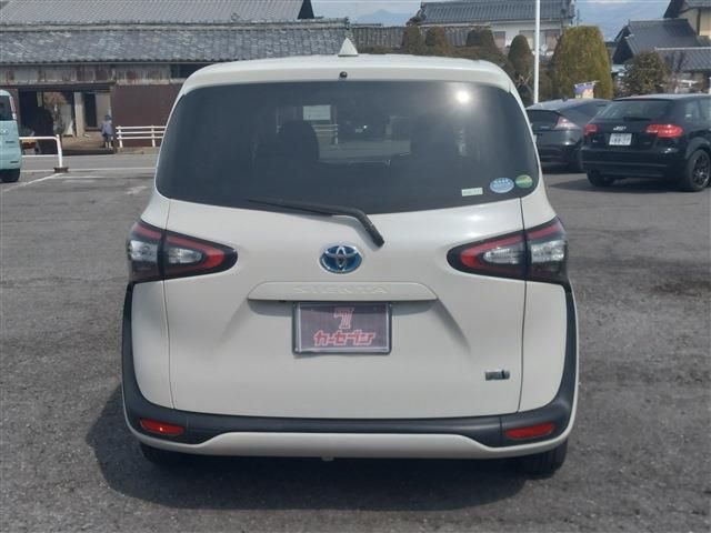 TOYOTA SIENTA HYBRID 2017 Image 31