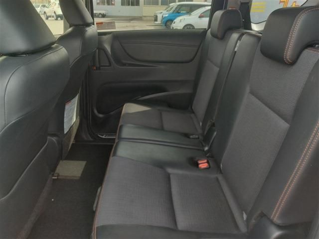 TOYOTA SIENTA HYBRID 2017 Image 31