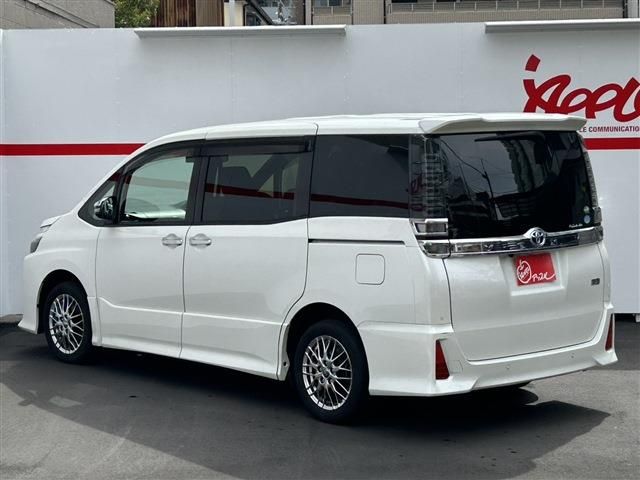 TOYOTA VOXY HYBRID 2021 Image 31