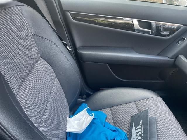 MERCEDES BENZ C CLAS 2012 Image 31