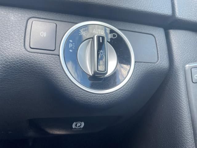 MERCEDES BENZ C CLAS 2012 Image 31