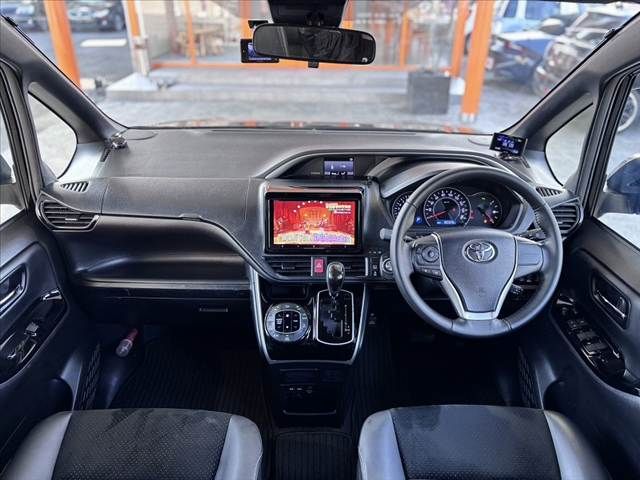 TOYOTA VOXY 2021 Image 31