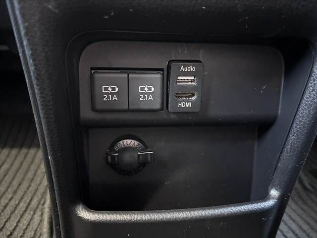 TOYOTA VOXY 2021 Image 31