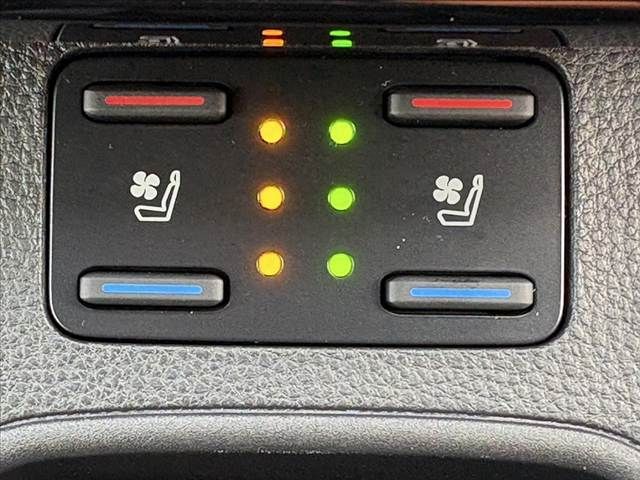 TOYOTA COROLLA CROSS HYBRID 2025 Image 31